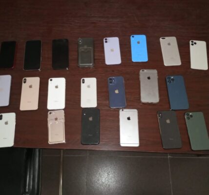 Operation Burst Raids Hide-Outs, Recovers 23 i-Phones from Suspect