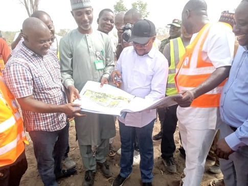 CUSTECH: Kogi Govt. Hands Over Senate Building, Faculty of Medicine, Six Other Facilities Construction Sites To Contractors