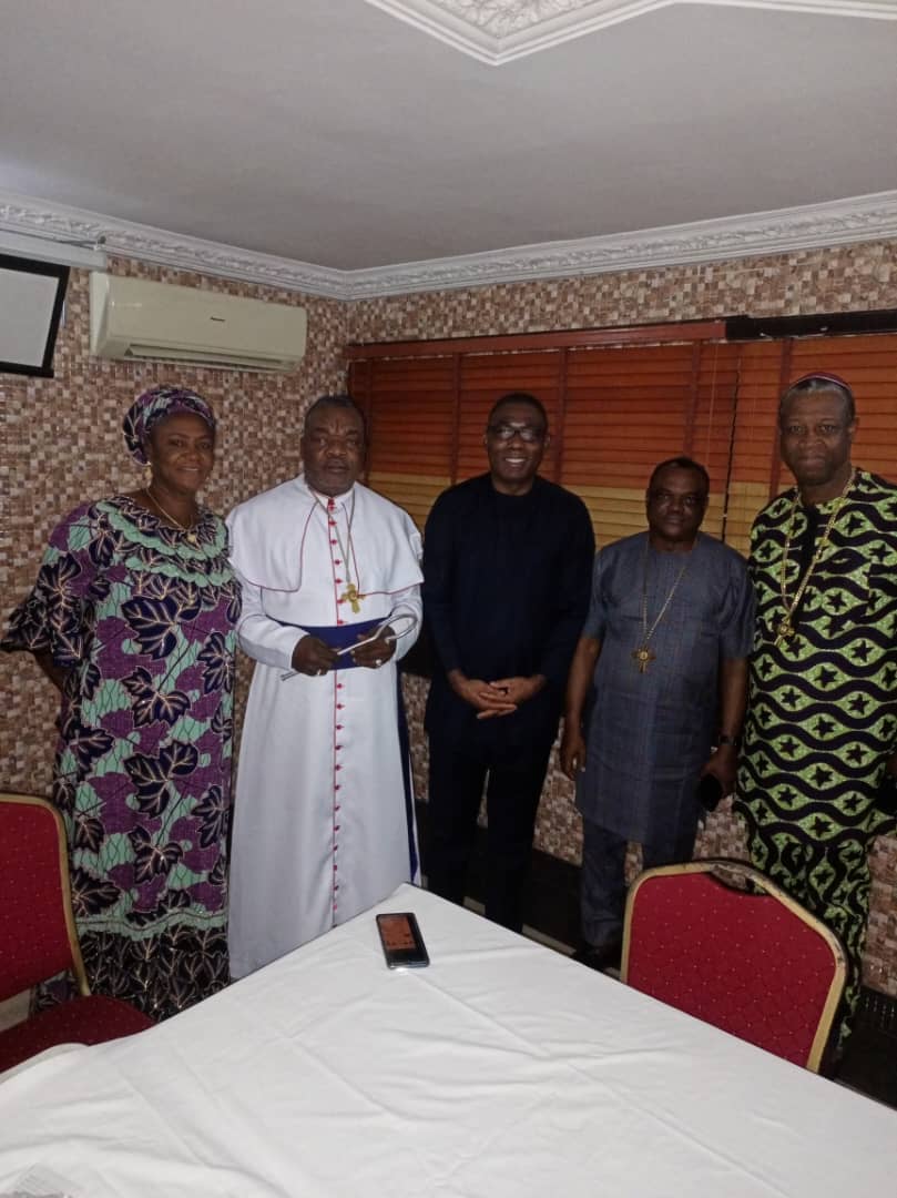 Prelate prays for SDP Presidential Candidate Prince Adewole Adebayo