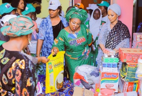 Queen Lillian Visits JKS Orphanage Home And Autism Center, Donates Items