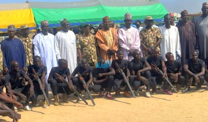 Nigerian Army Trains 40 Security Guards To Protect IDPs Camp In Borno State
