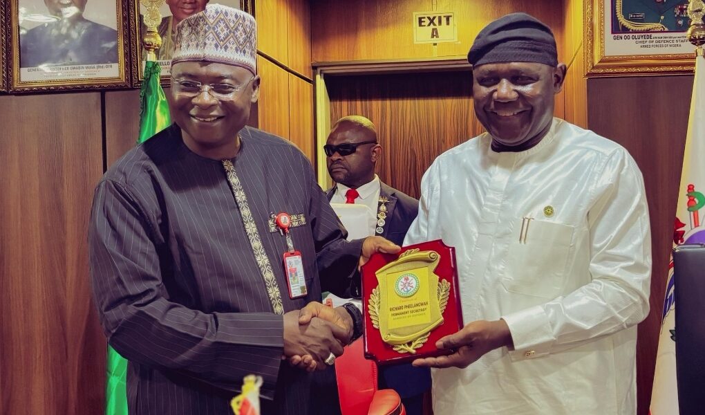 As part of his familiarization tour to agencies under the Ministry of Defence, the Permanent Secretary, Mr. Richard Pheelangwah, visited the leadership of Defence Intelligence Agency (DIA), on Wednesday, 18th March, 2026 in Abuja.