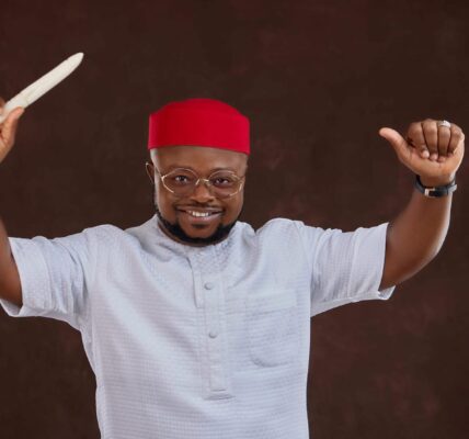 Political activities in Ebonyi State gained fresh momentum following the official purchase of the governorship nomination form of the Peoples Democratic Party by Dr. Ifeanyi Chukwuma Odii, popularly called Anyichuks.
