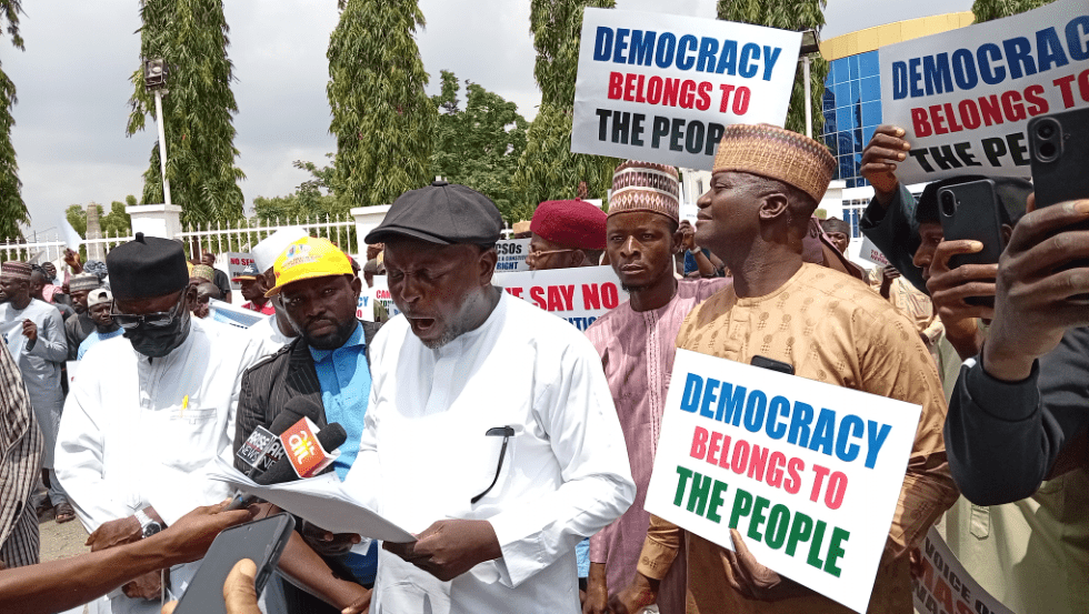 National Chairman of the All Progressives Congress (APC), Prof. Nentawe Yilwatda, on Thursday moved to defuse growing tensions over the controversial Niger South Senatorial District primary election after receiving a delegation of protesters who demanded the cancellation of the exercise and the conduct of a fresh poll.