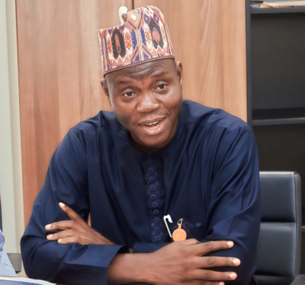 Mallam Abdulrahman Aliagan has been reelected as the President of the Nigerian Guild of Investigative Journalists (NGIJ) for the second term. Other executive members elected include Oyelola Oyewale (Vice President Information and Administration), Comrade James Ezema(Vice President, Investigation), Rowland Shuwa (General Secretary) and Kehinde Adeleye (Public Relations Officer).