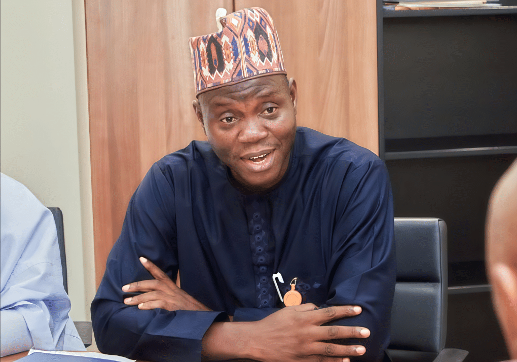 Mallam Abdulrahman Aliagan has been reelected as the President of the Nigerian Guild of Investigative Journalists (NGIJ) for the second term. Other executive members elected include Oyelola Oyewale (Vice President Information and Administration), Comrade James Ezema(Vice President, Investigation), Rowland Shuwa (General Secretary) and Kehinde Adeleye (Public Relations Officer).